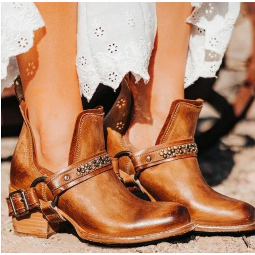 Freebird by Steven Dusty Studded HARNESS ankle boot wheat distressed leather SZ7